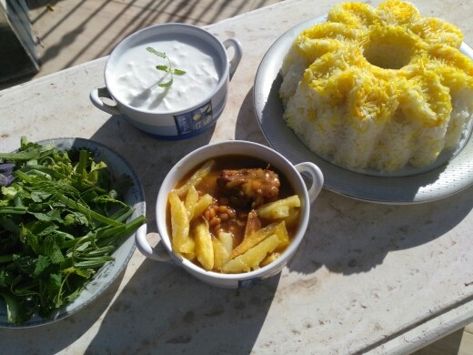 عکس قیمه و یک ظهر جمعه پاییزی