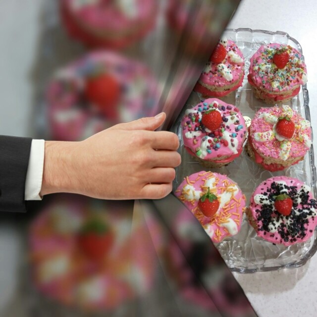 عکس کیک ساده و باتر کریم