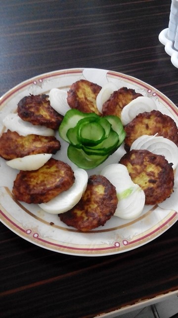 عکس کتلت باگوشت چرخی... یه سوال چکارکنم پیجم مثل قبل بشه.کارام که بنظرم بهترشده ولی پیجم دیده نمیشه.