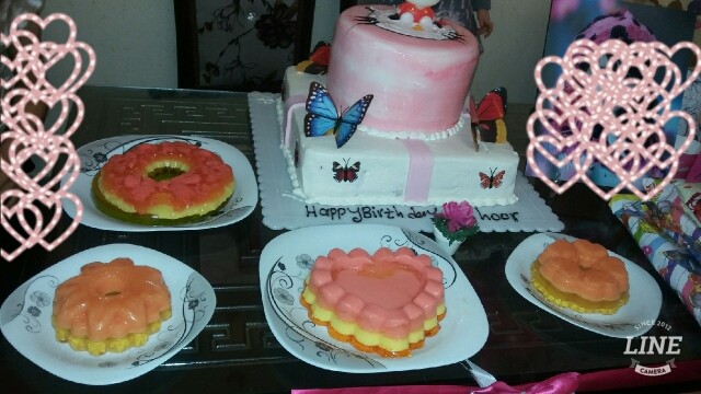عکس کیک و ژله های من واسه تولد دخترم