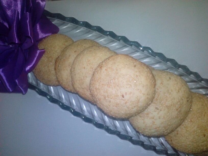 عکس کلوچه کنجدی