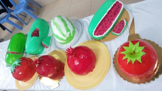 کیک انار_خرمالو_هندوانه 