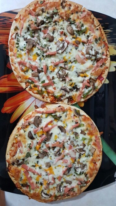 عکس پیتزا قارچ 
