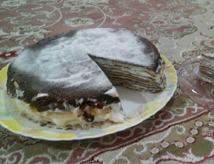 کرپ کیک با فیلینگ خامه‌ ;)
