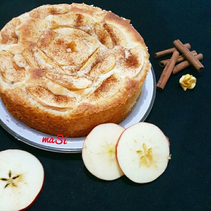 عکس کیک سیب و دارچین