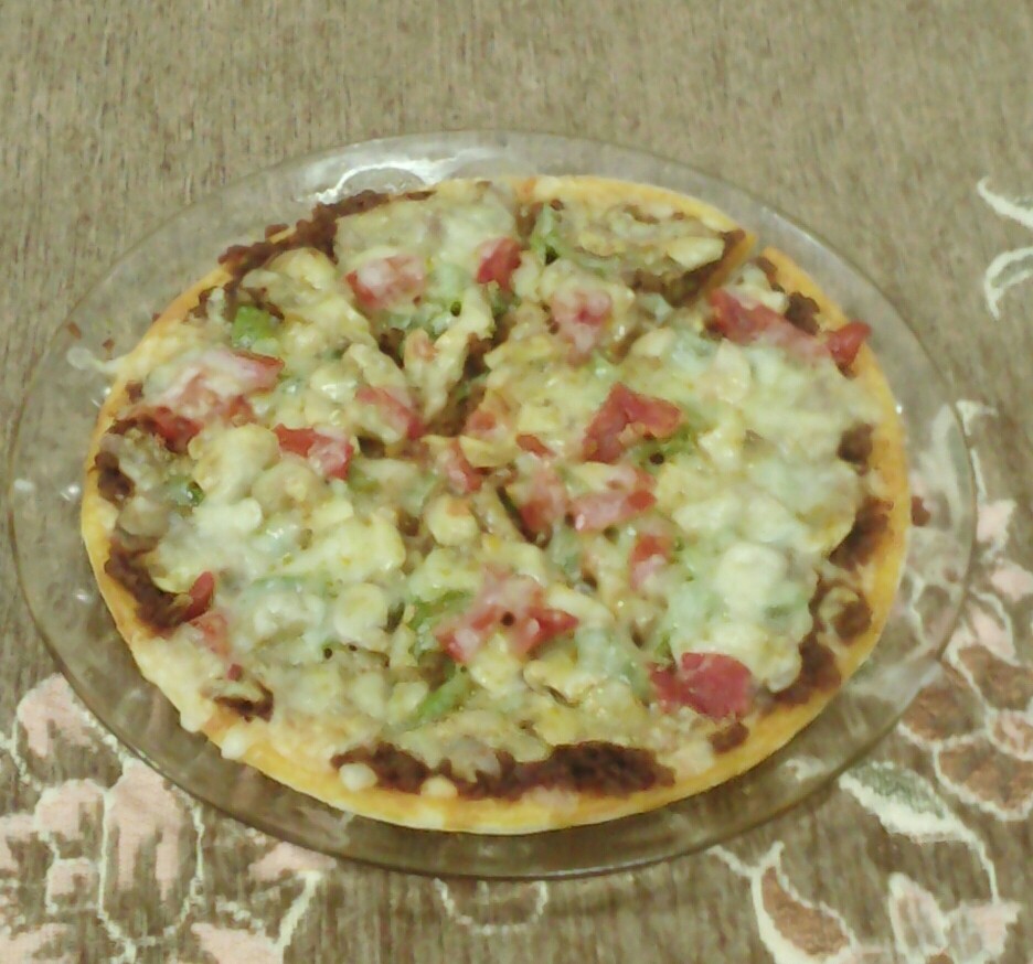 عکس پیتزا قارچ گوشت