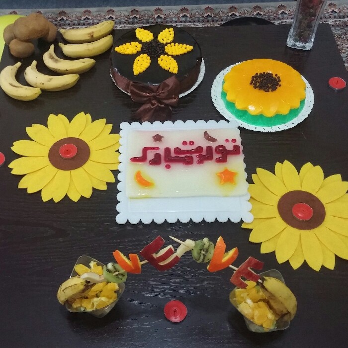 عکس اینم از میز تولد همسرم
