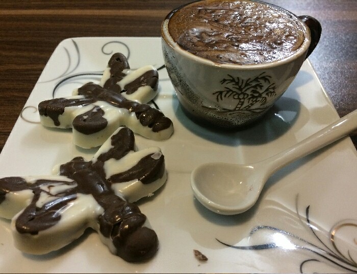 عکس اسپرسو و شکلات های دستسازم برای آقای همسری...
لایک یادتون نره ها♡