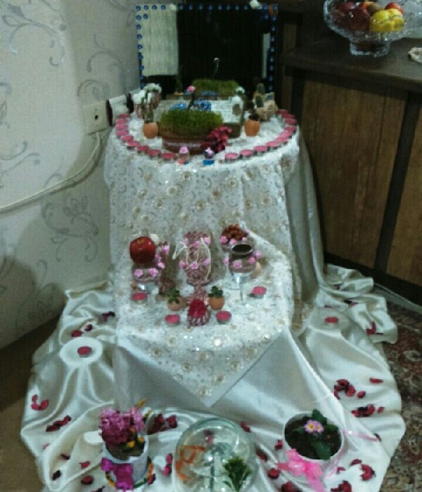 عکس هفت سین خواهر شوهر بزرگه