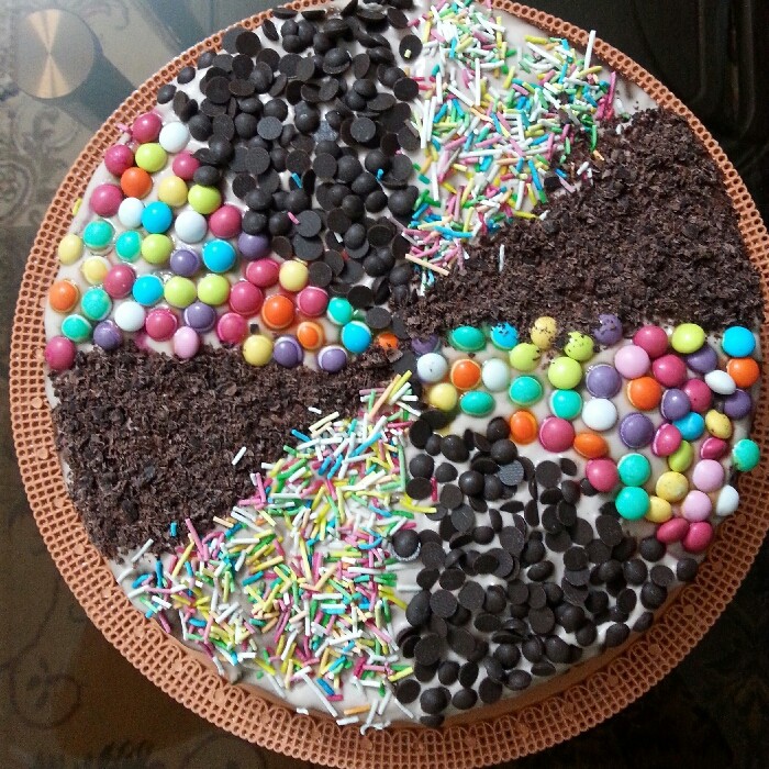 یه کیک تولده خوشمزه