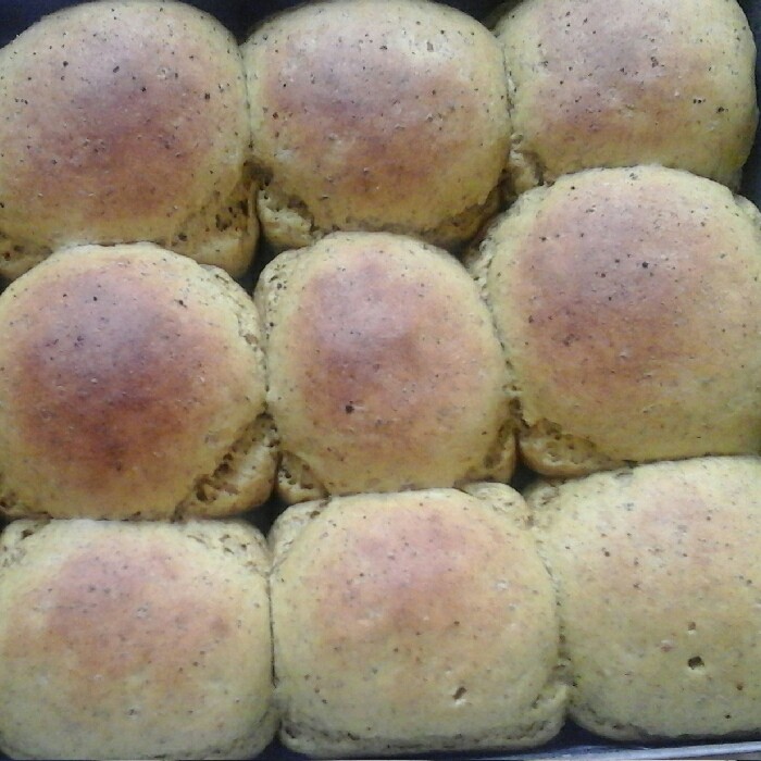 عکس دینر رول (dinner roll)