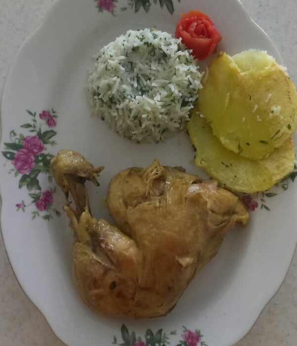 عکس سبزی پلو با مرغ