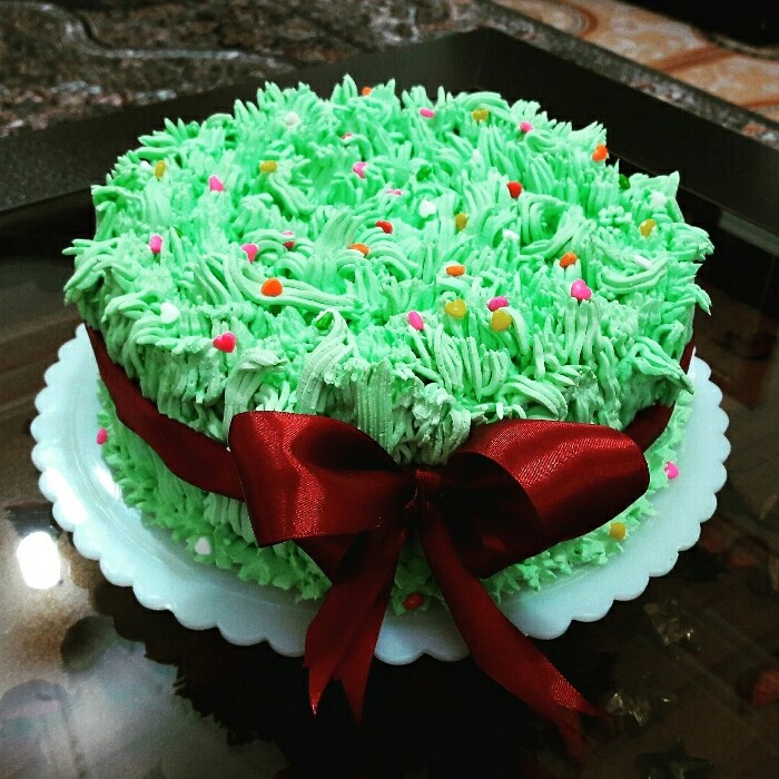 کیک تولد با تم سبزه