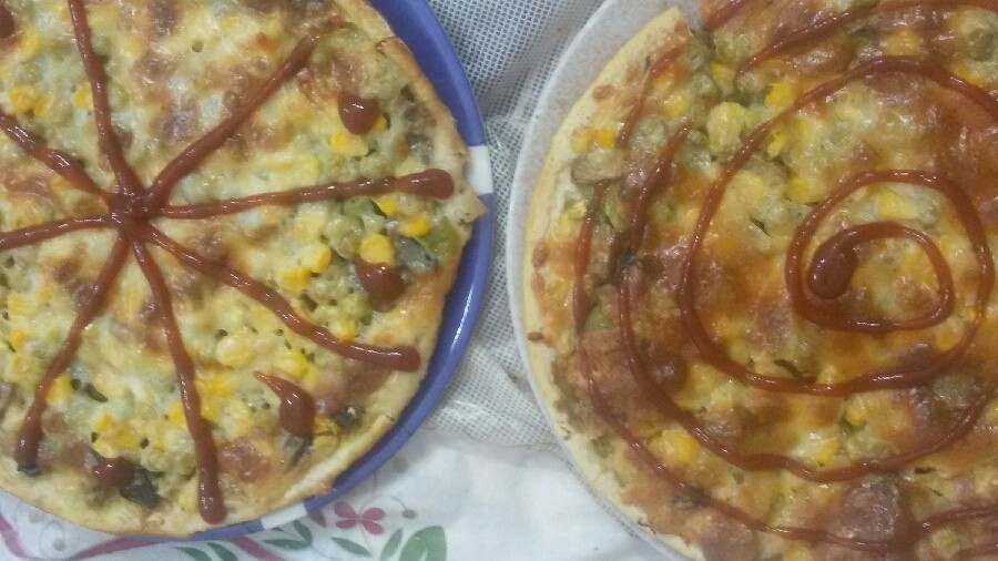 عکس پیتزا گوشت و سبزیجات بدون فر
