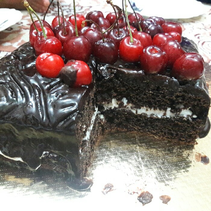 عکس  سلام  دوستان طاعات قبول  
این کیک هم دختره گلم درست کرده انشالله که بپسندید