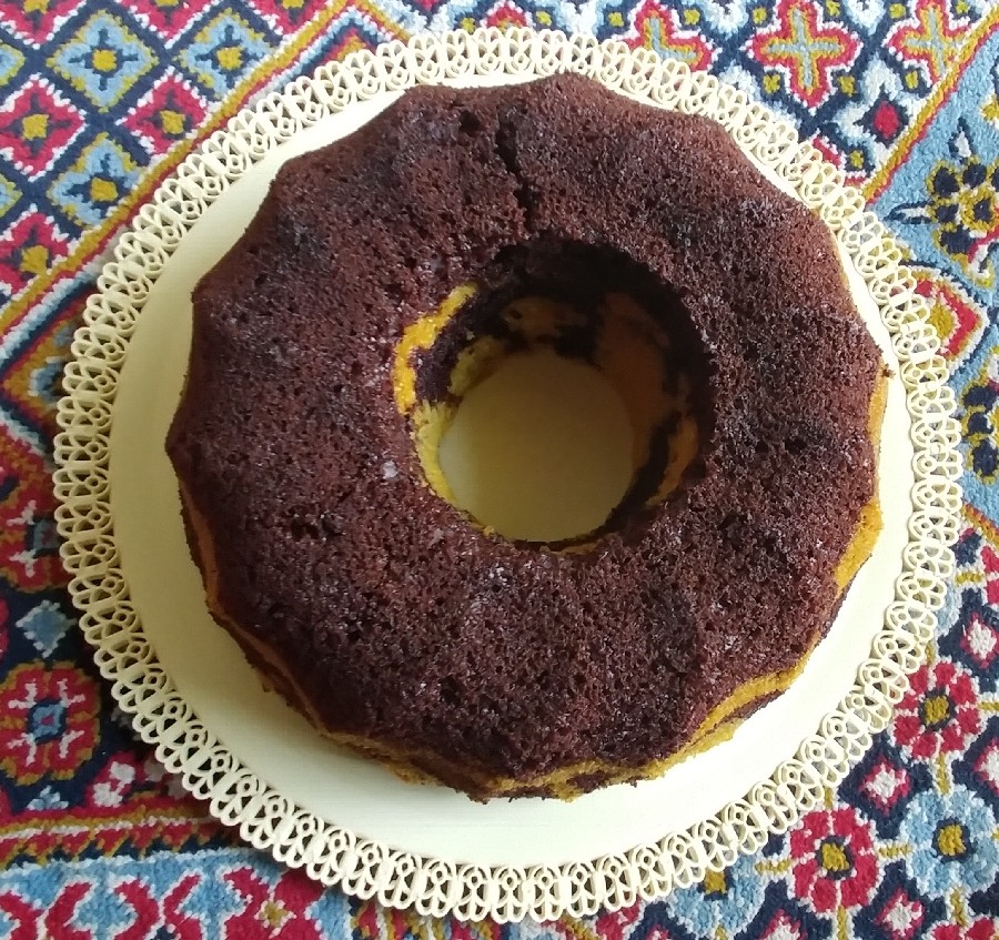 کیک زعفرون و کاکائو