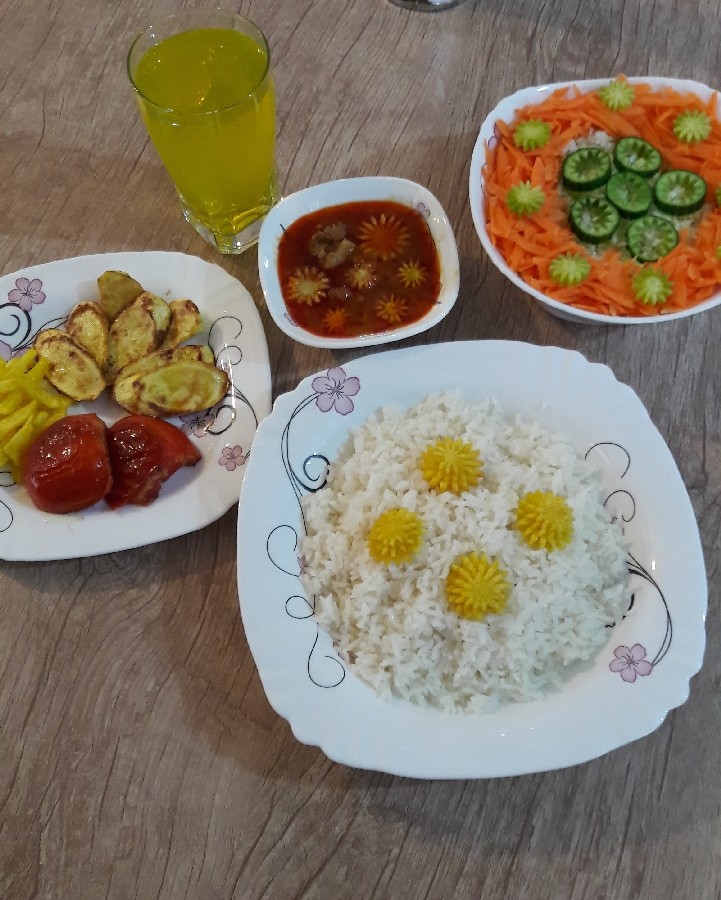 عکس خورش قیمه و سالاد کلم