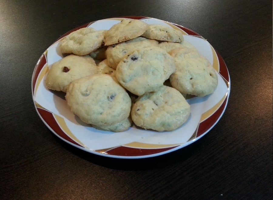 شیرینی کشمشی