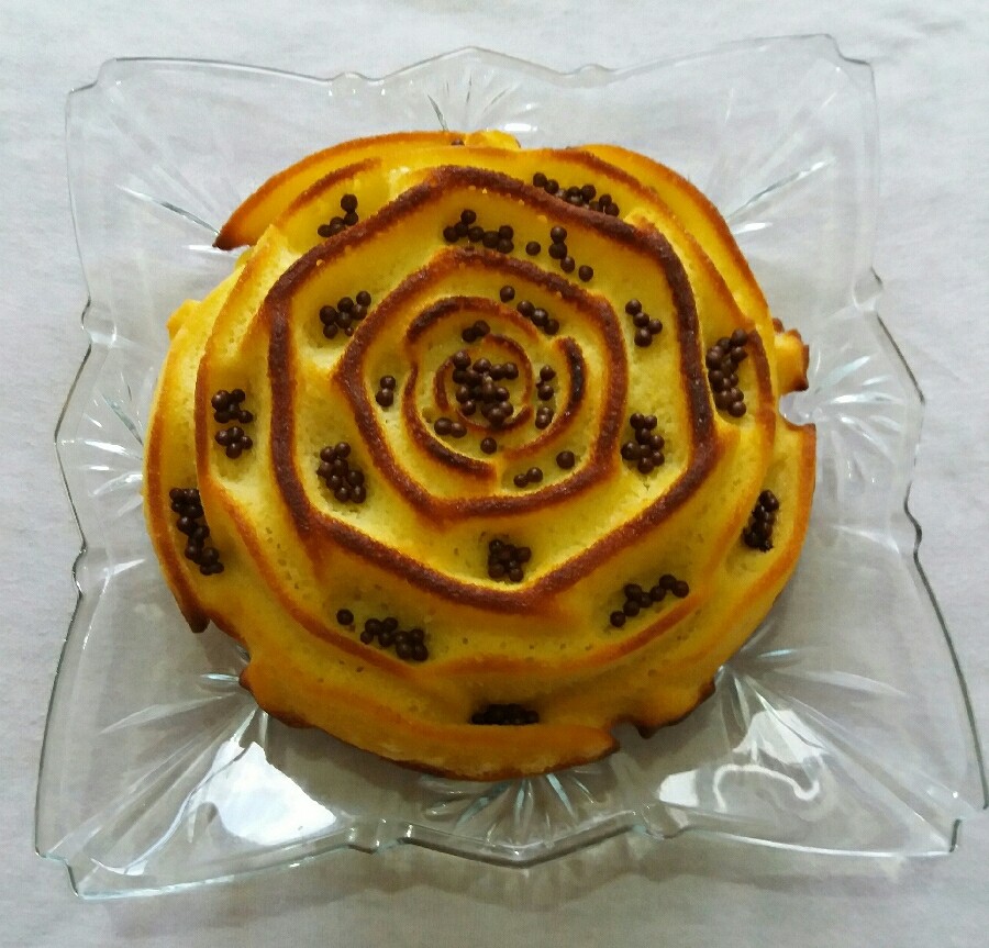 عکس کیک با طعم آناناس