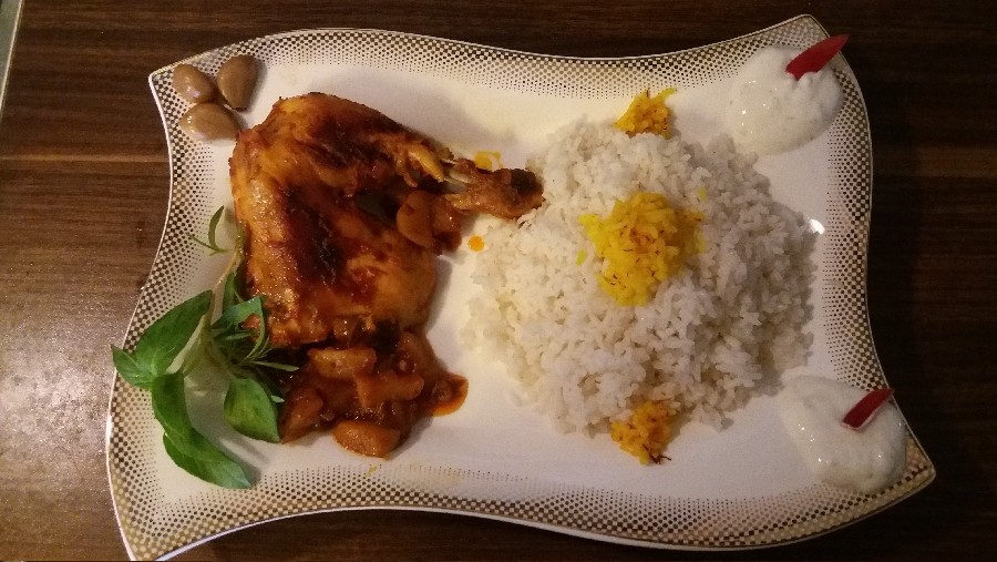 ناهار امروز من 
برنج شمالی با مرغ سرخ شده