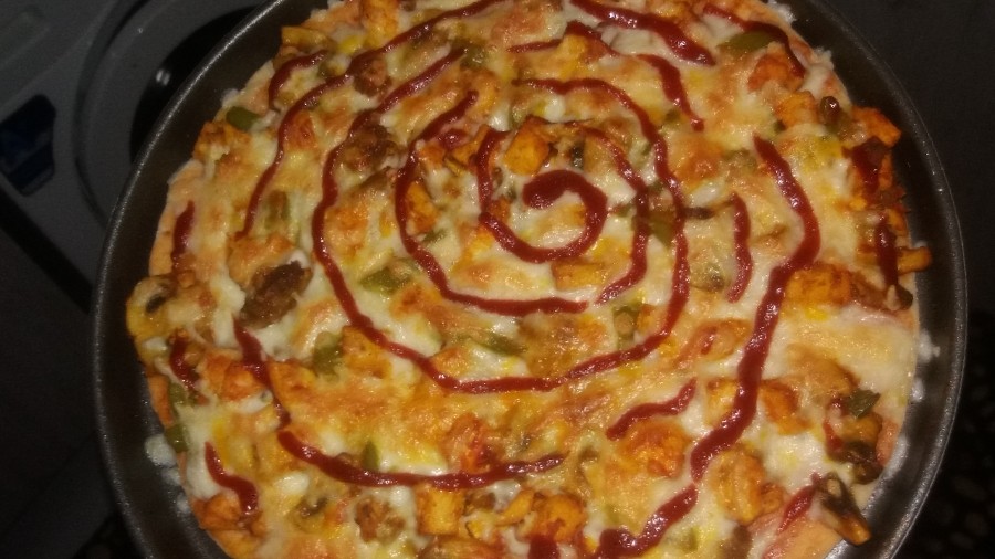 عکس پیتزا مرغ و گوشت