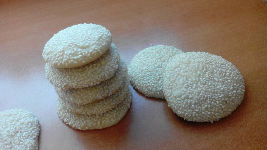 کلوچه کنجدی