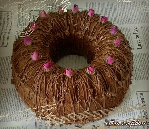 عکس کیک شکلاتی با مغز نارگیل