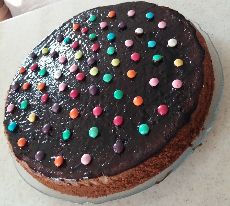 عکس کیک شکلاتی با روکش بریلو