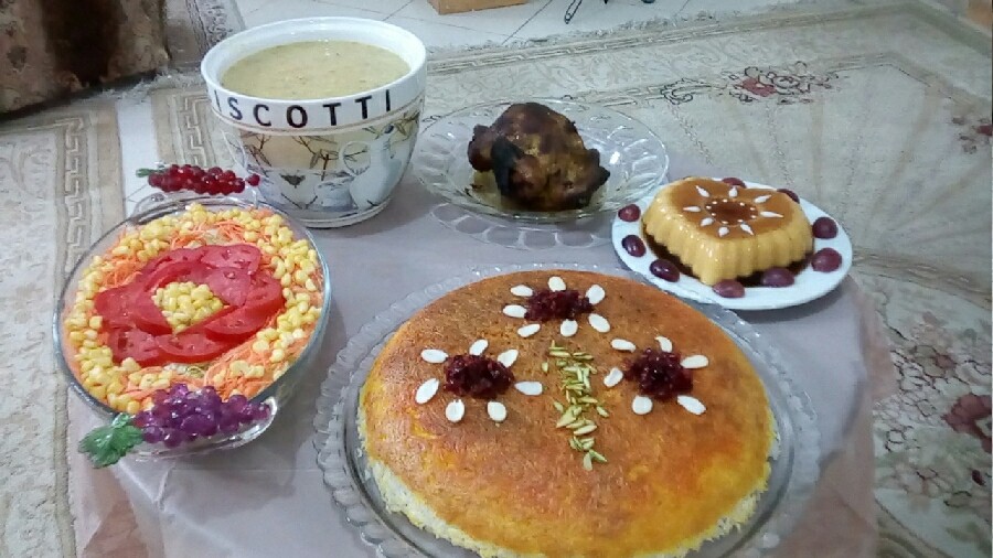 عکس اکبرجوجه با پلو قالبی