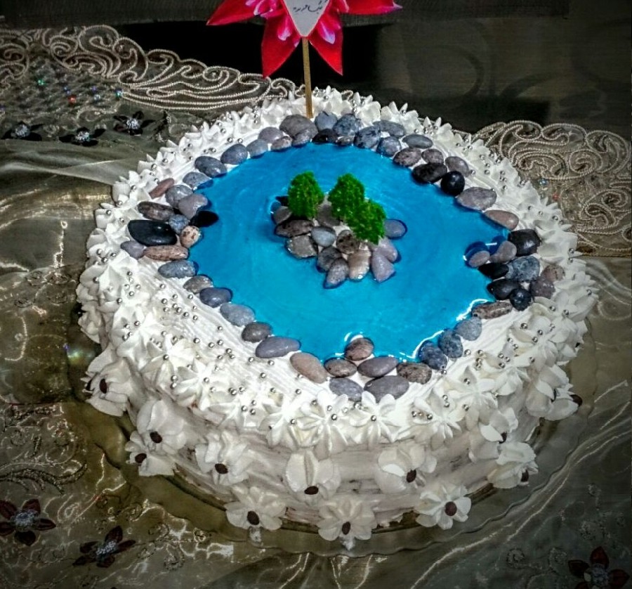 عکس کیک خامه ای جزیره