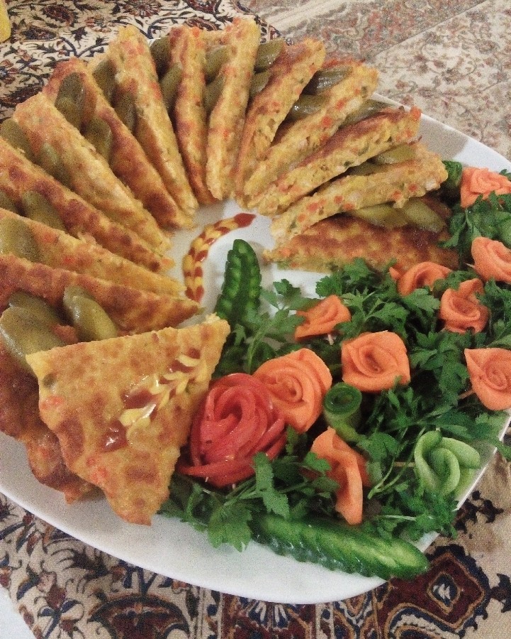 عکس  کوکوی مرغ و سبزیجات 
