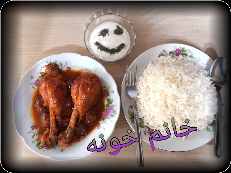 عکس مرغ با آلو