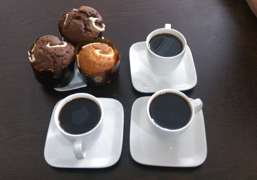 قهوه و کاپ کیک 