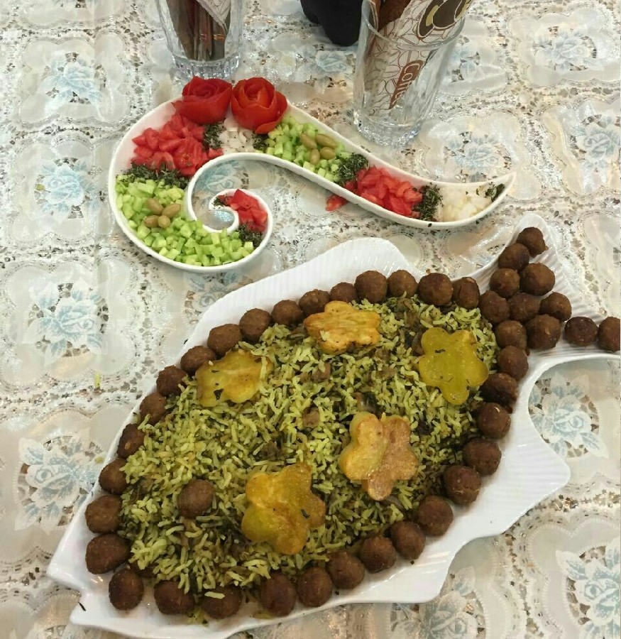 سبزی پلو با گوشت قلقلی