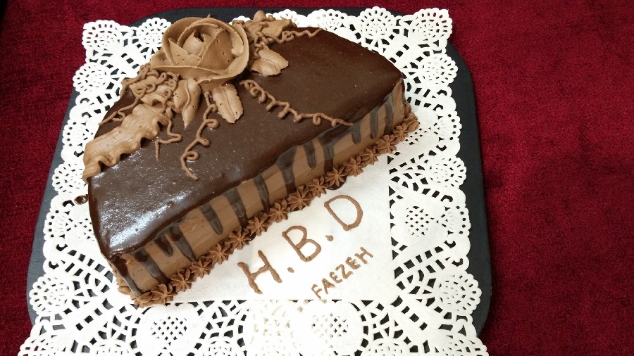 عکس کیک شکلاتی بی بی