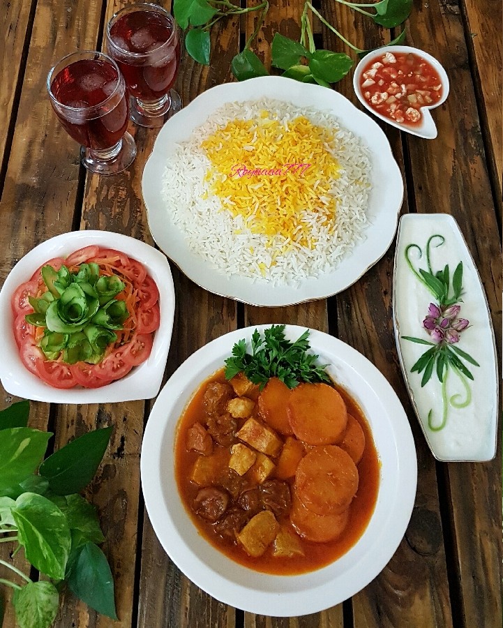 عکس خورشت کدوحلوایی با آلو