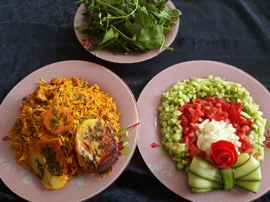 عکس ناهار ما لوبیا پلو و سالاد شیرازی 14آبان