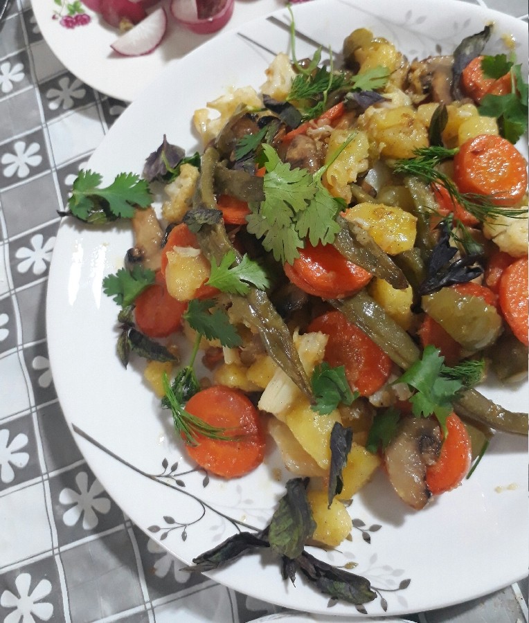 عکس خوراک سبزیجات بخار پز