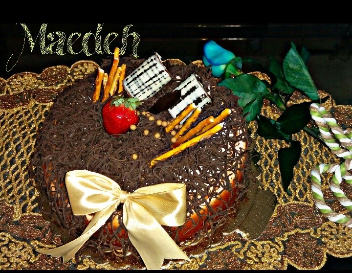 کیک شکلاتی برای تولد