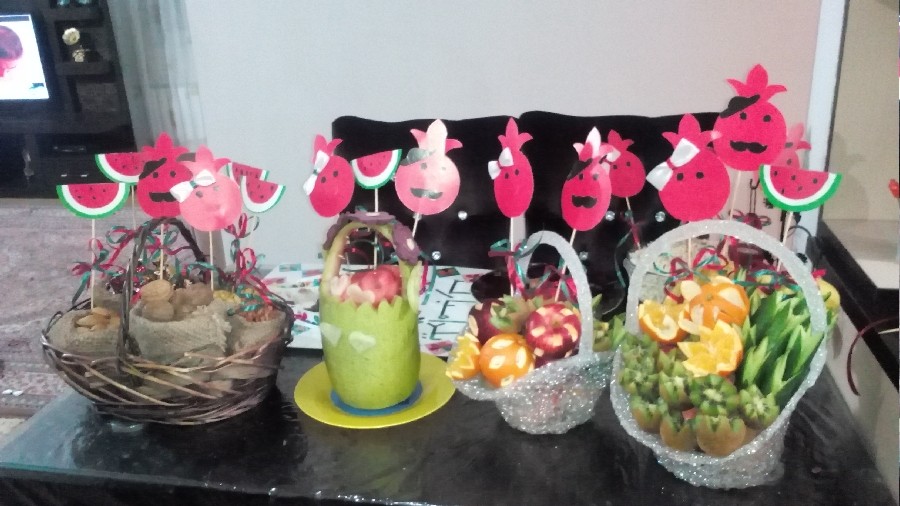 عکس اینم اجیل و میوه های یلدا