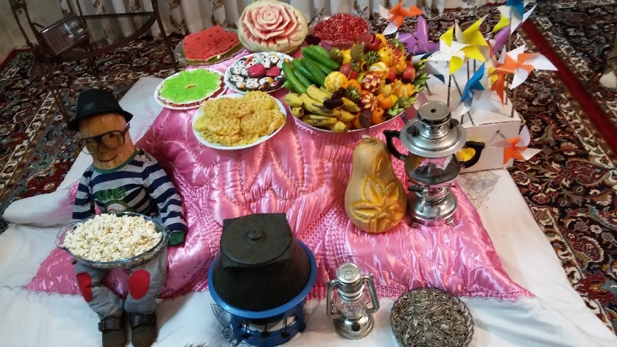 عکس اینم کرسی شب چله ی ما