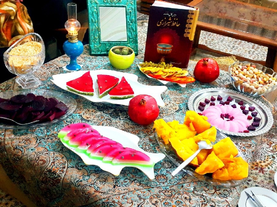 عکس اینم از شب یلدای ما