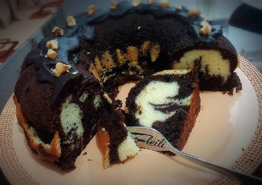 عکس کیک شکلاتی ماربلد برانیز