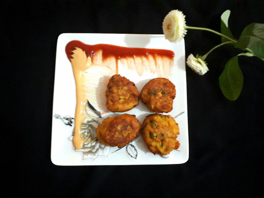 عکس کتلت سیب زمینی با سبزیجات
