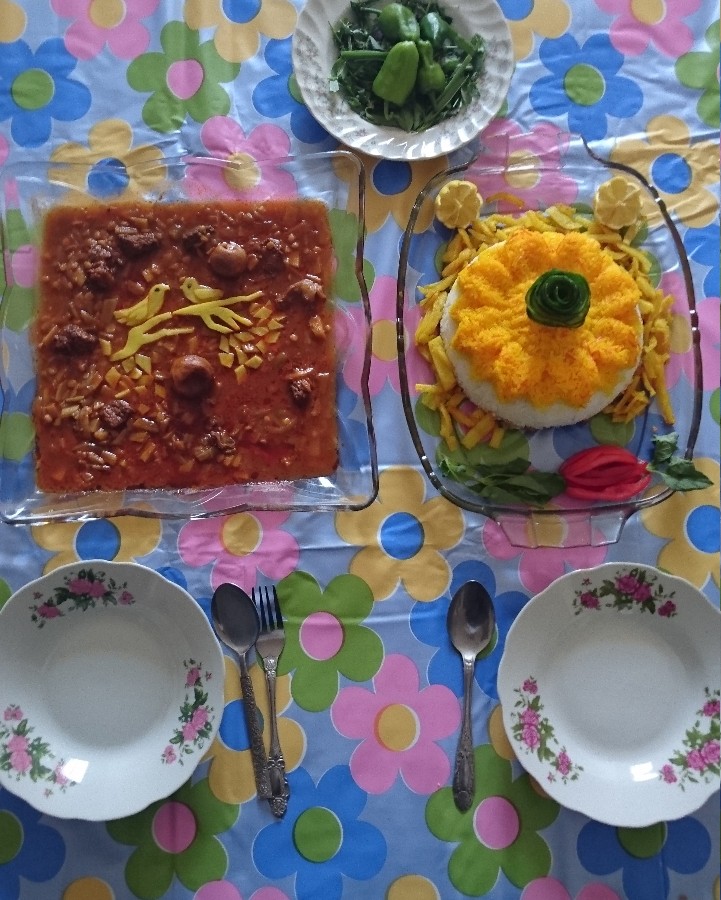 قیمه یه غذای سنتی ایرانی 