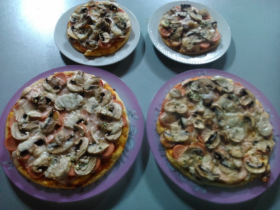 عکس پیتزا،خمیرجادویی 