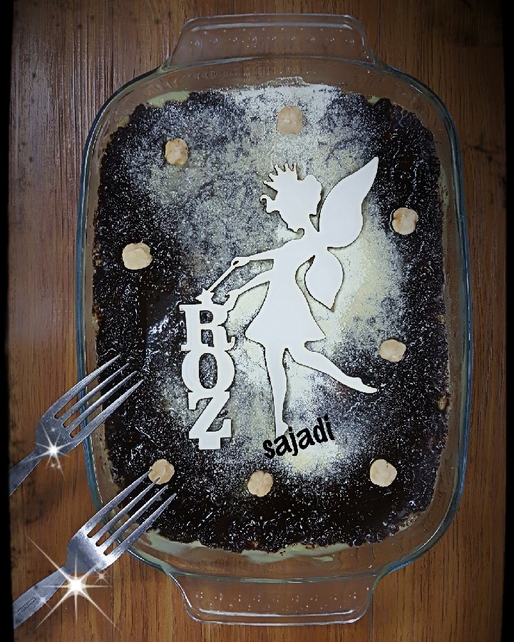 عکس کیک یخچالی با کاسترد و رویه شکلات