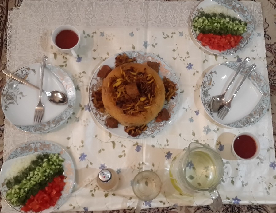 باقالی پلو با گوشت ، سالاد شیرازی 