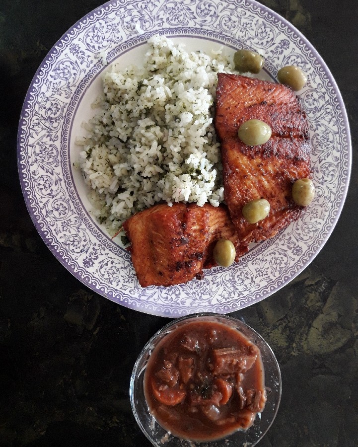 سبزی پلوی خوشمزه ی من با ماهی سالمون