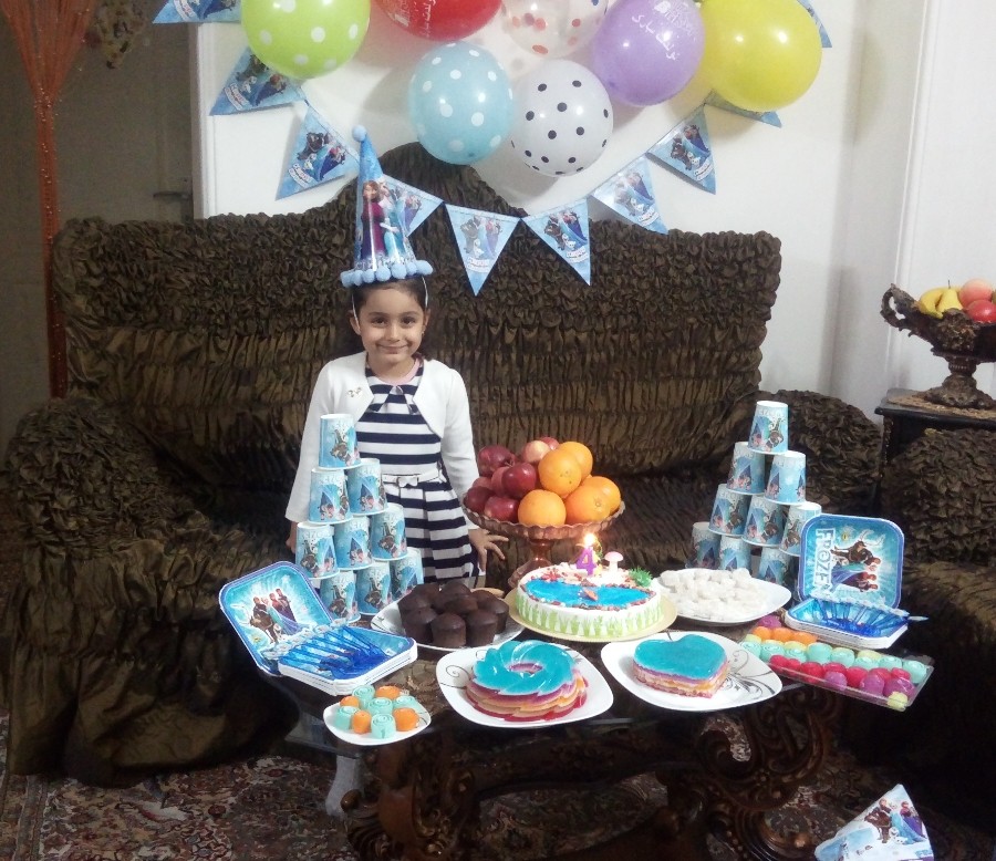 تولد دختر مامان